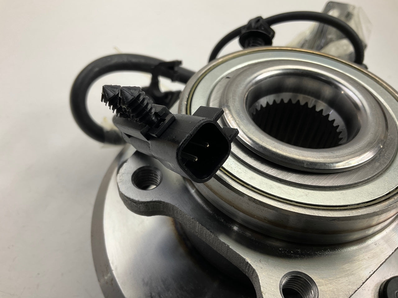 Auto Extra 930879 Rear Wheel Hub Bearing For 14-15 ProMaster 1500, 09-16 Journey