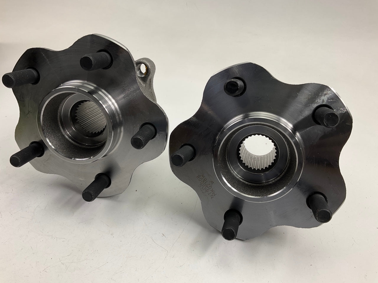 (2) Auto Extra 950008 REAR 5 Lug Wheel Bearing & Hubs For 2003-08 Infiniti FX35
