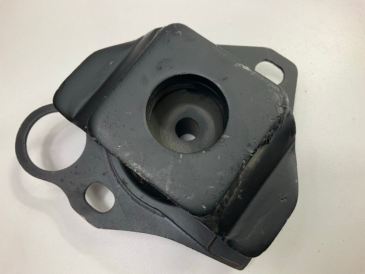 Auto Extra 9739 Left Automatic Transmission Mount 2004-09 Toyota Prius