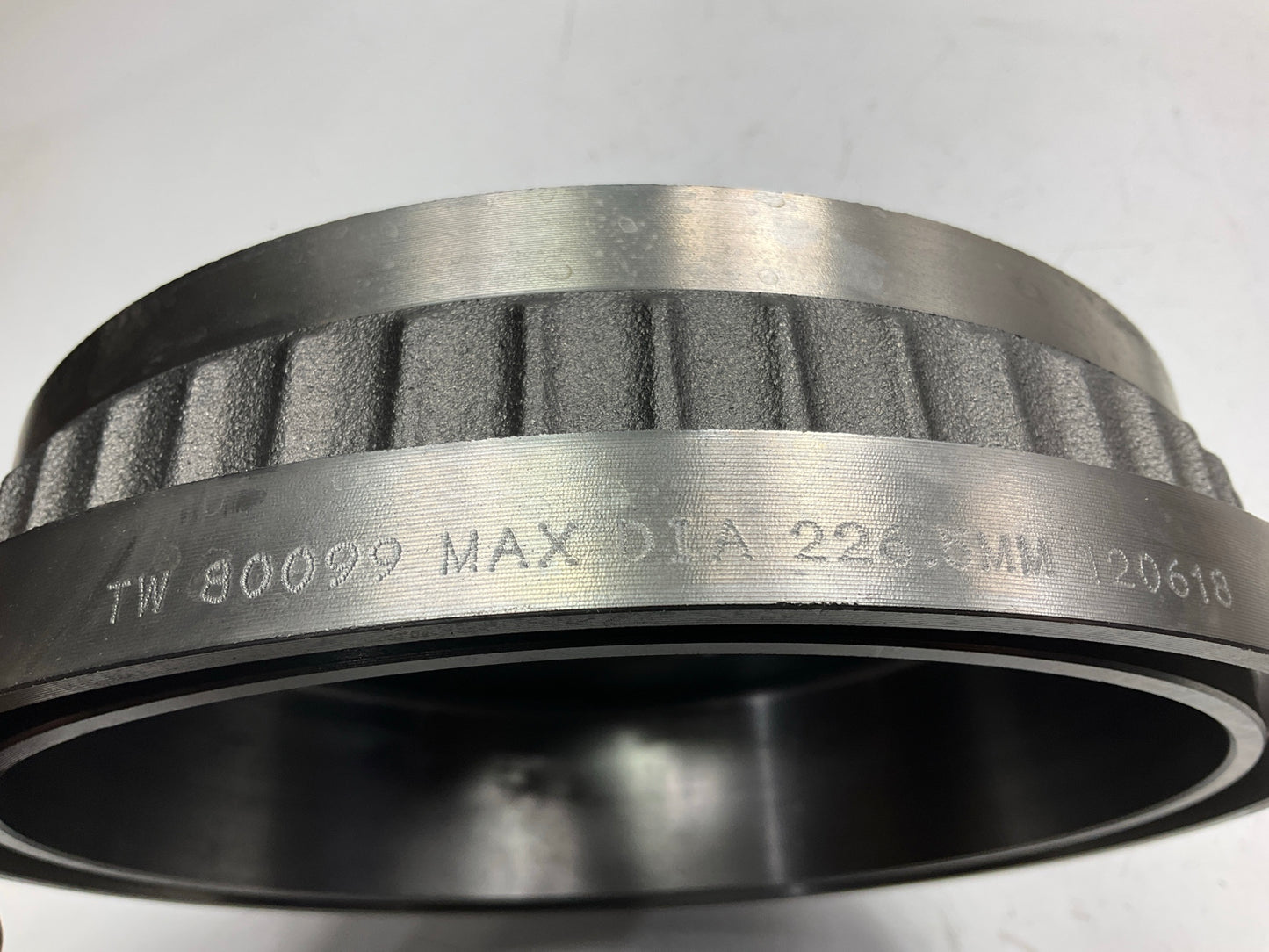 Auto Extra AX80099 Rear Brake Drum For 2001-2007 Ford Taurus, 2001-2005 Sable