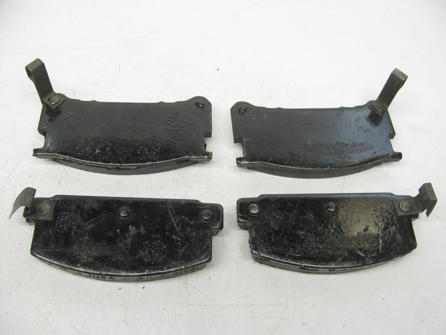 Auto Extra AXMD291 Front Disc Brake Pad Set - Semi-Metallic