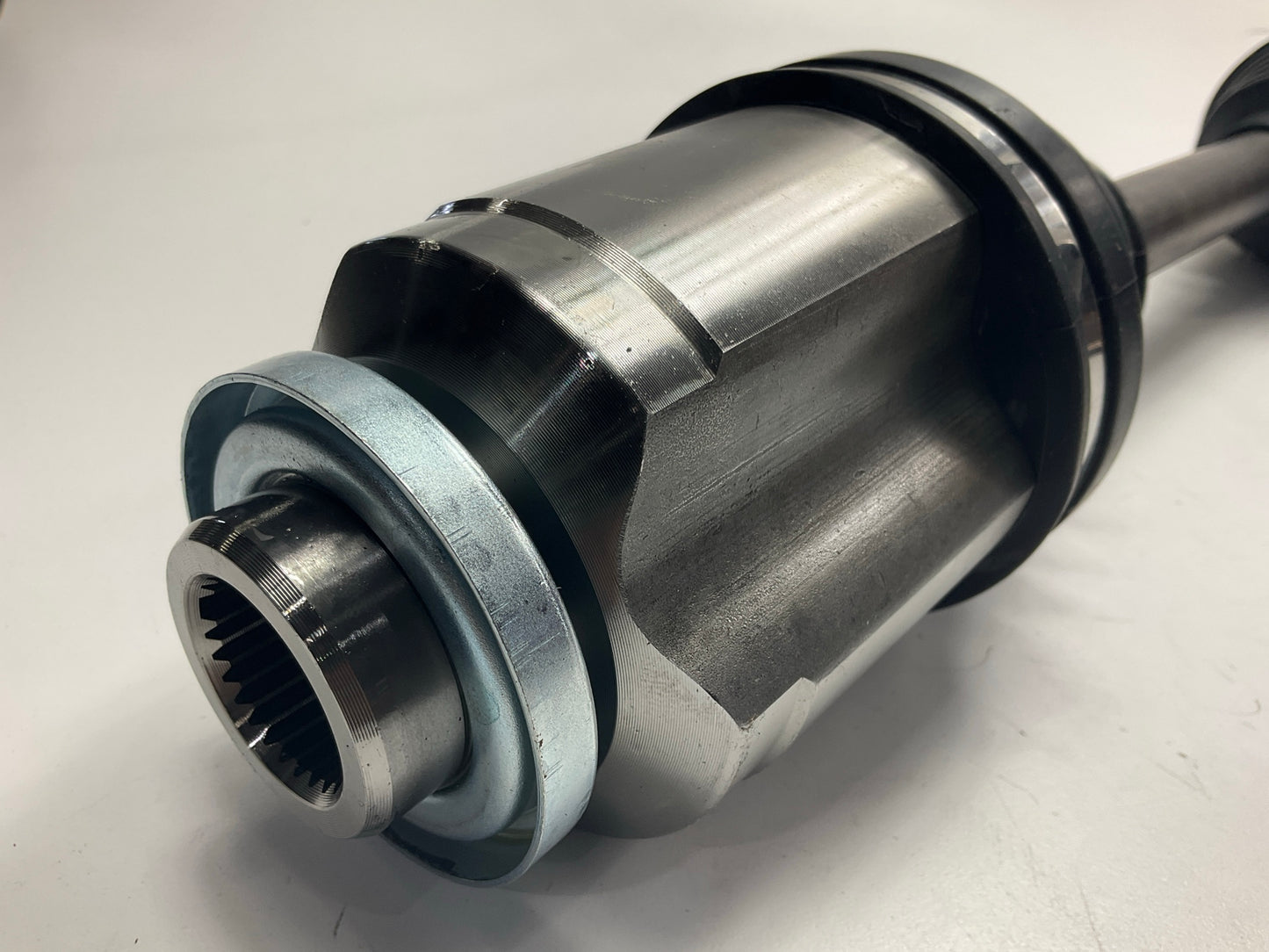 Auto Extra MI-8-8718 Front Right Cv Axle For 2007-13 Mitsubishi Outlander