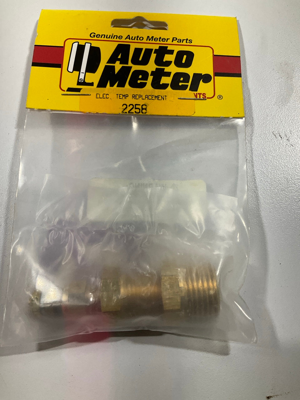 Auto Meter 2258 1/8 NPT Sender Temperature Short Sweep Gauge 3/8'' 1/2'' Adapter