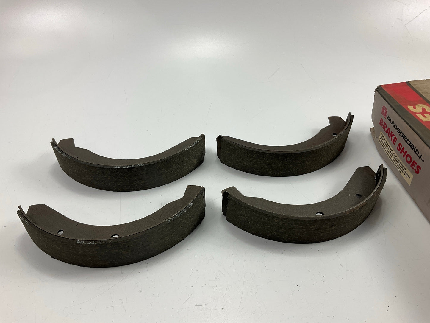 Auto Specialty 30-269-01 Front Drum Brake Shoes