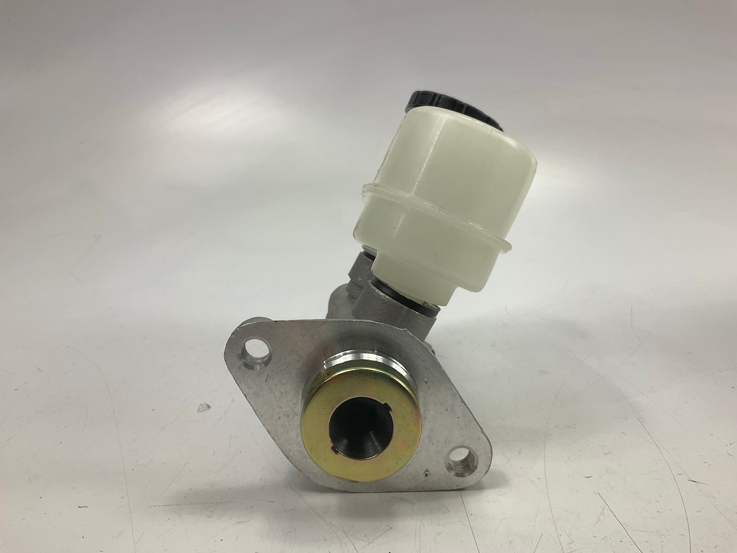 Auto Specialty M-51203 Brake Master Cylinder For 1982-1983 Nissan Sentra