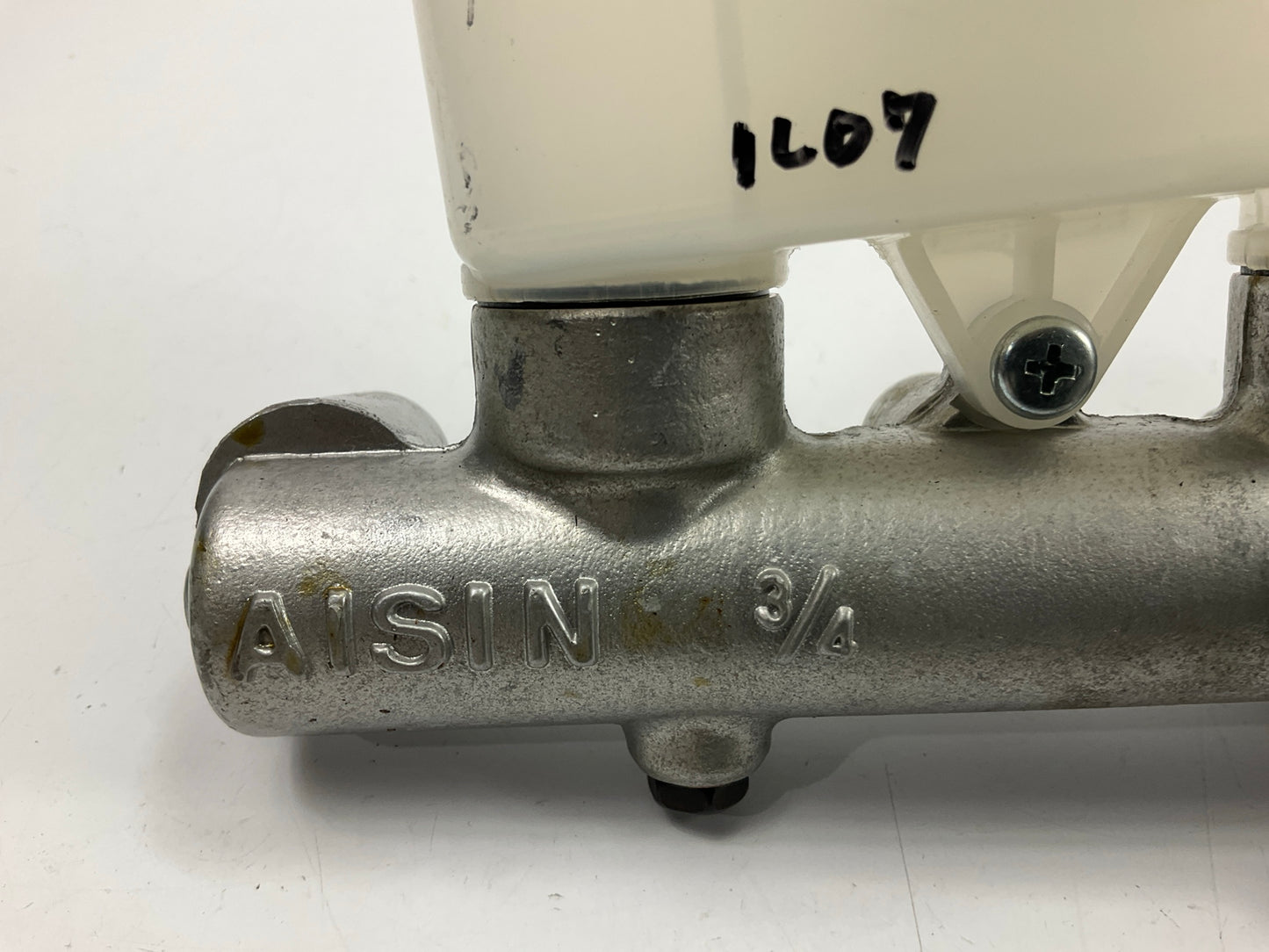 Auto Specialty M50102 Brake Master Cylinder 1985-86 Chevy Sprint, Firefly, Forza