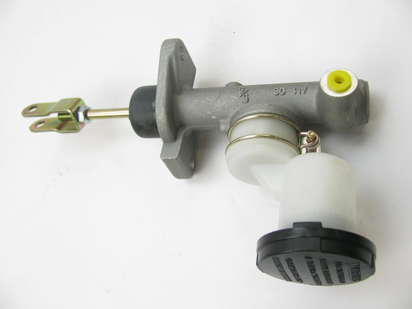 Auto Specialty Q-51009 Clutch Master Cylinder For 1993-1997 Nissan Altima