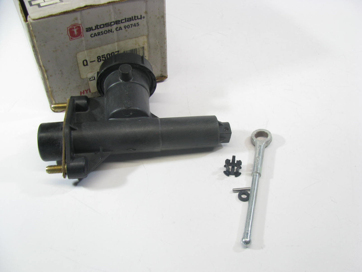 Auto Specialty Q85007 Clutch Master Cylinder 1988-2006 Ford E-350 2000-05 E-450