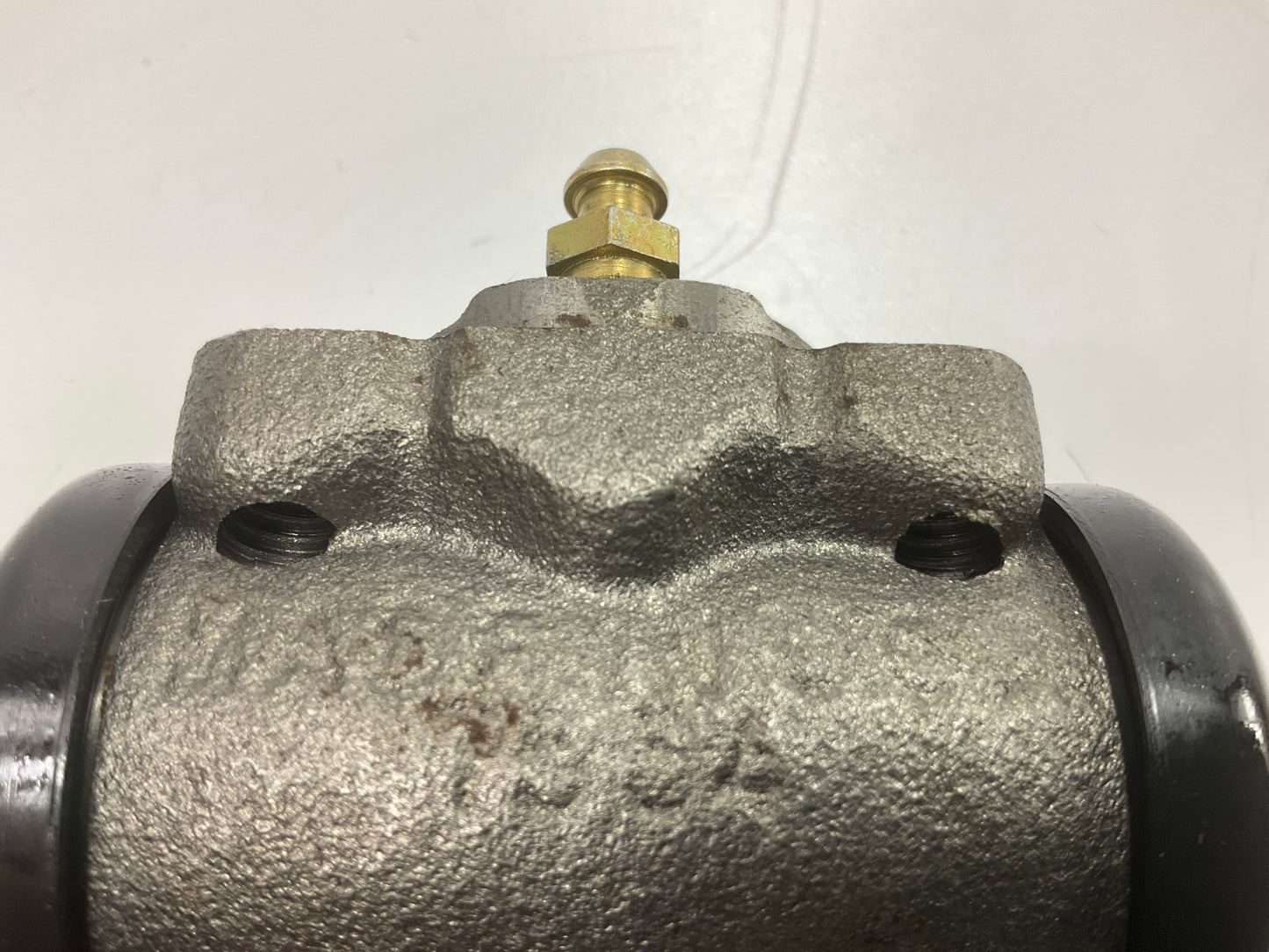 Auto Specialty W-82063 Front Right Drum Brake Wheel Cylinder