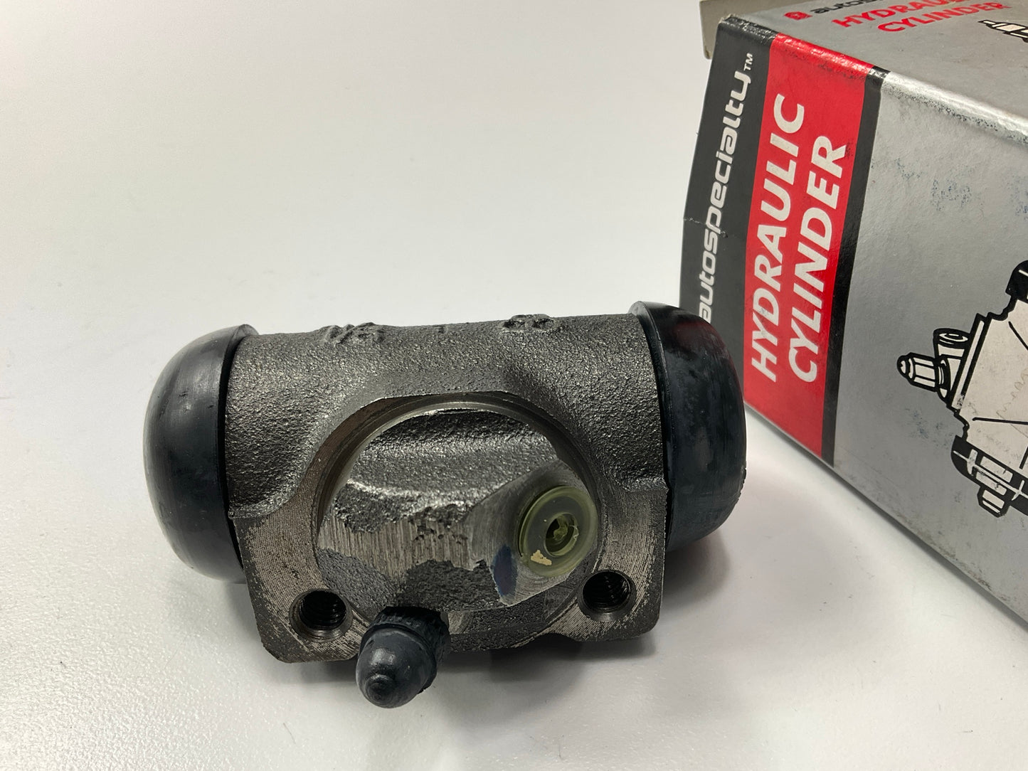 Auto Specialty W81016 Front Left Drum Brake Wheel Cylinder
