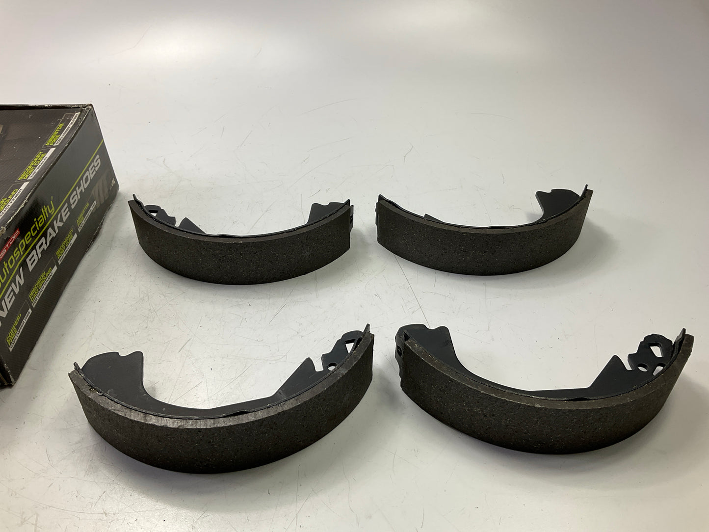 Auto Specialty Z636R Rear Drum Brake Shoes