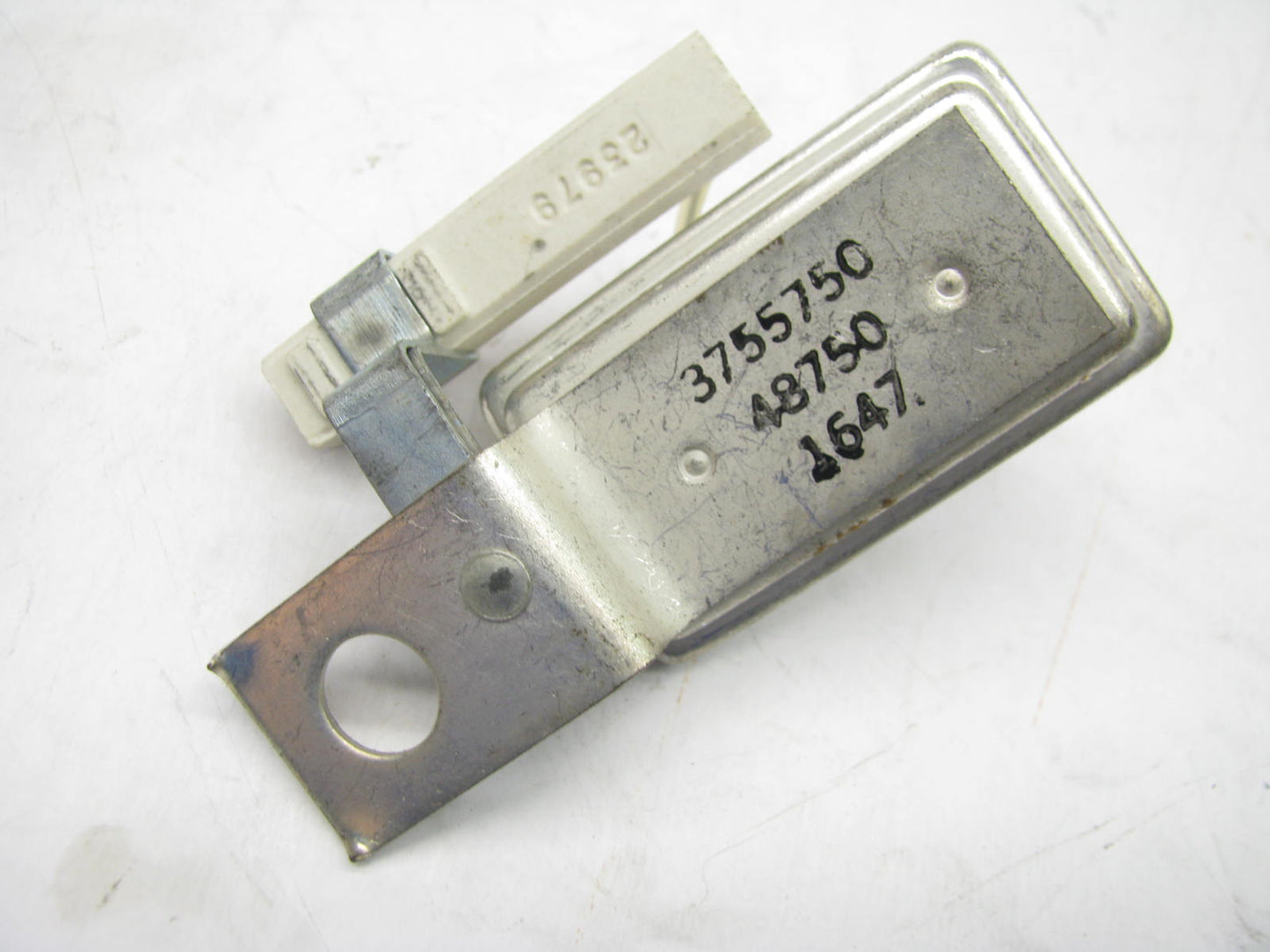 Auto Tune Electronic Assist Carburetor Choke Pull-Off 3755750, 3755770 Relay