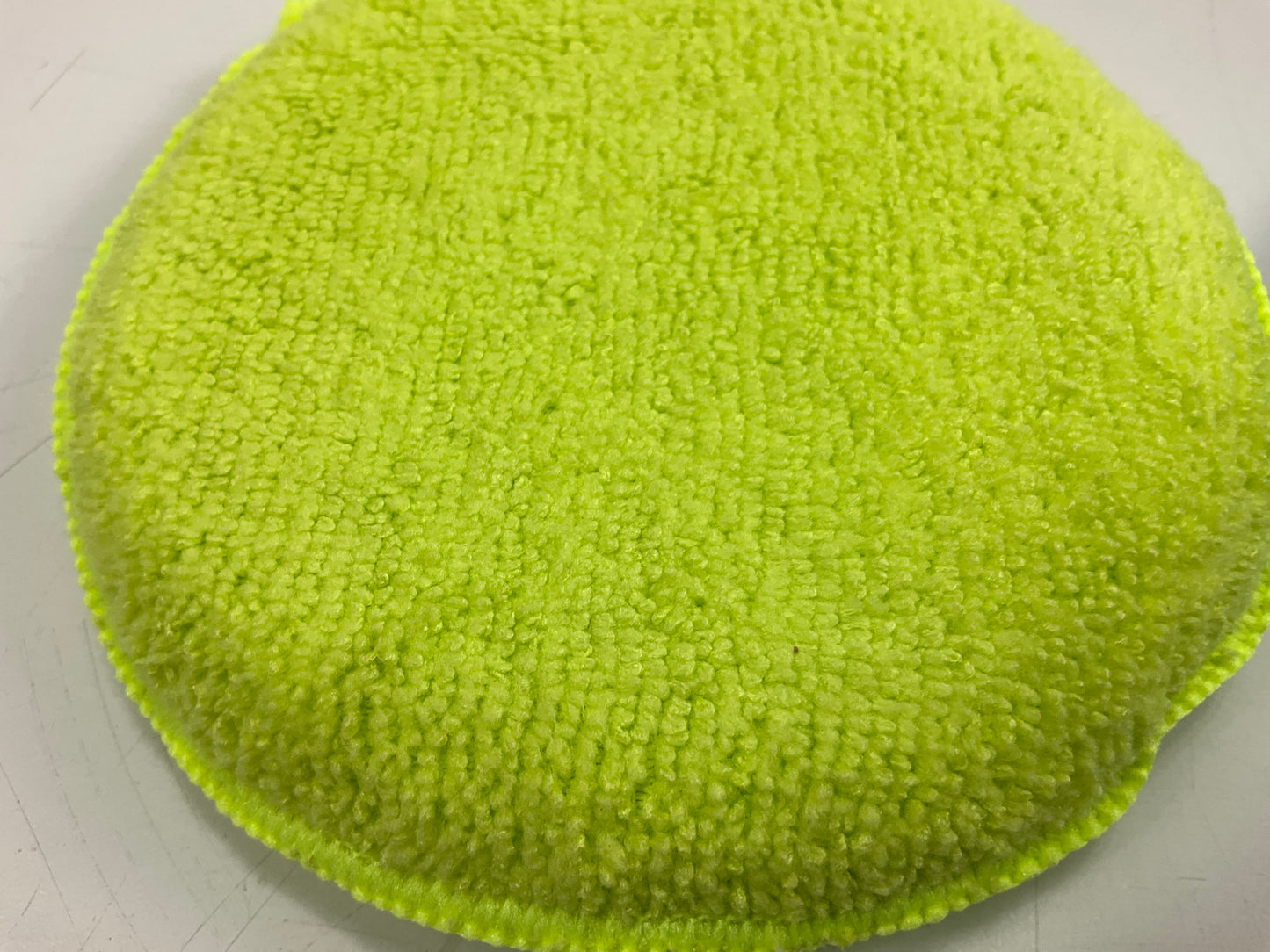 AutoCraft AC266 - 6'' Diameter Microfiber Applicator Buffing Pads - 20 TOTAL