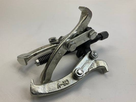 Autocraft AC584 2/3 Jaw Gear Puller , 3-1/4'' Reach
