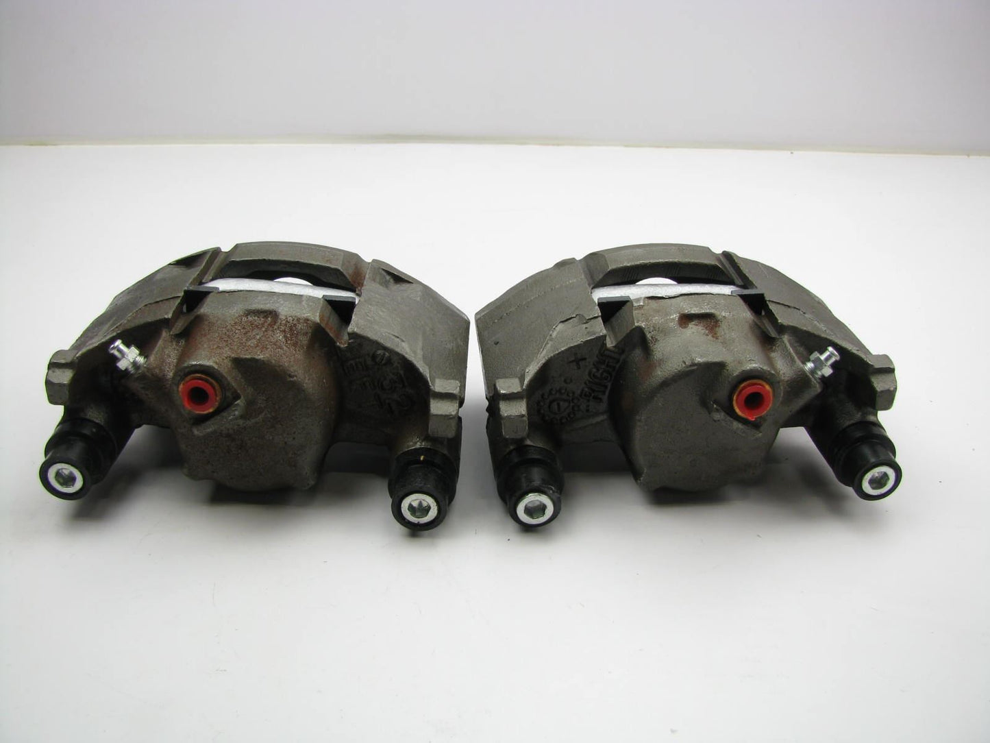 Remanufactured Autoline C414546A FRONT Disc Brake Caliper Set With Brake Pads
