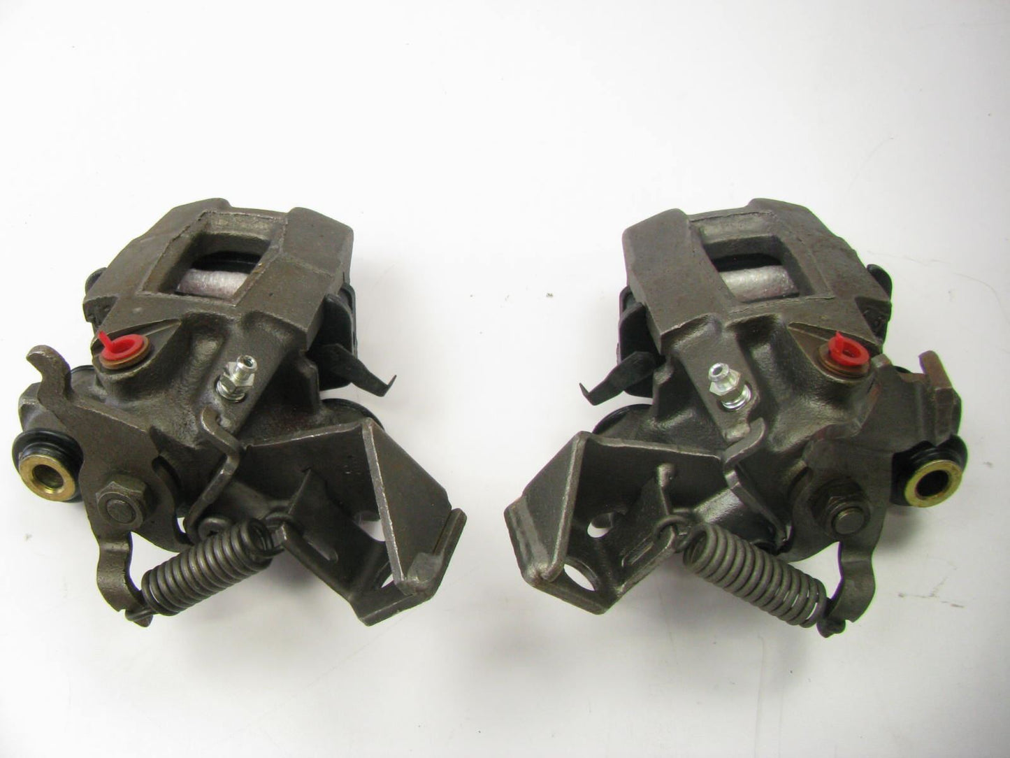 REMAN. Autoline C433940 FRONT Brake Caliper Set LOADED W/ Brake Pads 602021