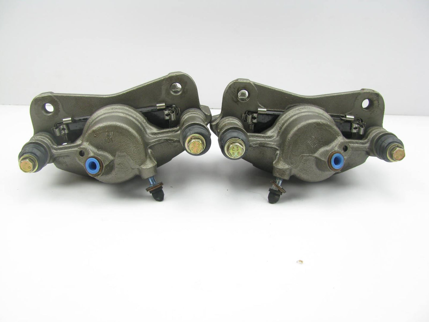 Reman. Autoline C5746465 Front Brake Caliper Set 1996-98 Paseo 1991-98 Tercel