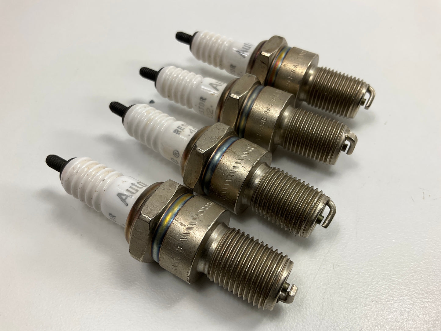 (4) Autolite 402 Spark Plugs