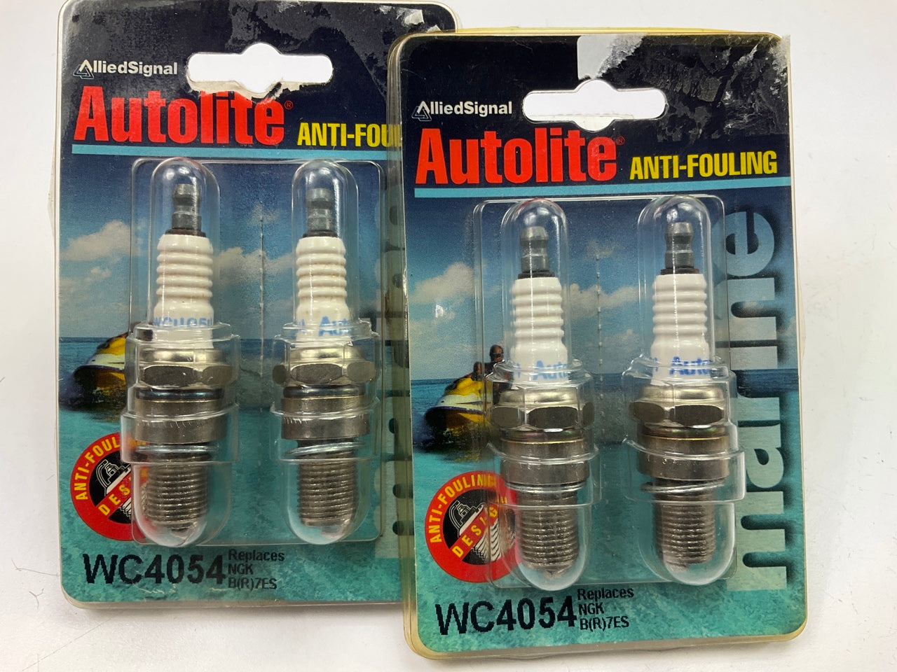 (4) Autolite WC4054 ANTI-FOULING Spark Plugs - Replaces NGK BR7ES