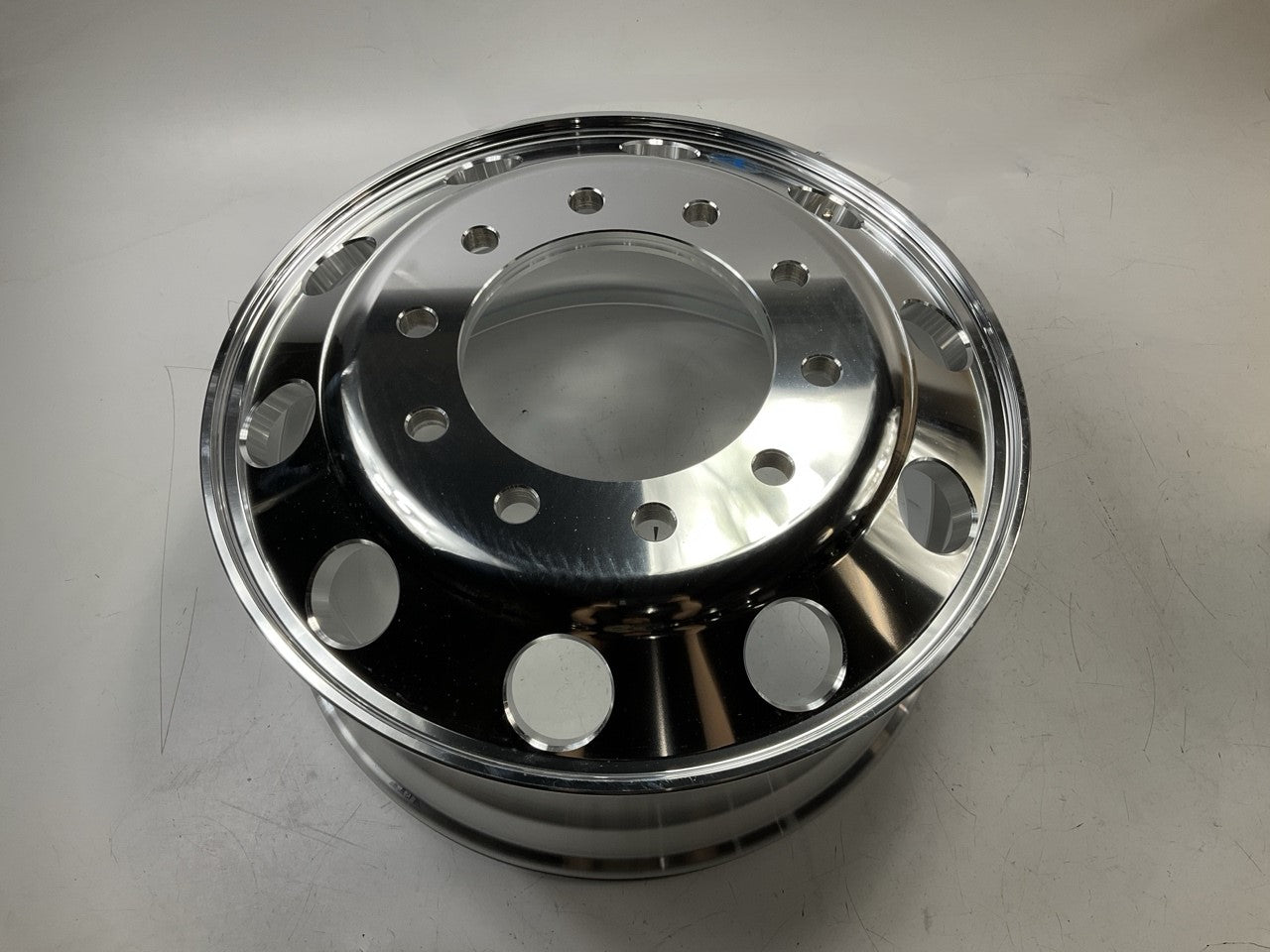 Automann 157.A225X825HP Aluminum Wheel - 22.50'' X 8.250'' - 10 Hole 6.66'' Offset