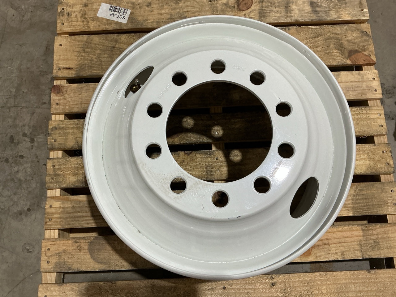 SCUFFED - Automann 157.L225X825SP White Steel Wheel, Stud Pilot, 22.5'' X 8.25''