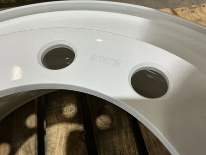 SCUFFED - Automann 157.L225X825SP White Steel Wheel, Stud Pilot, 22.5'' X 8.25''