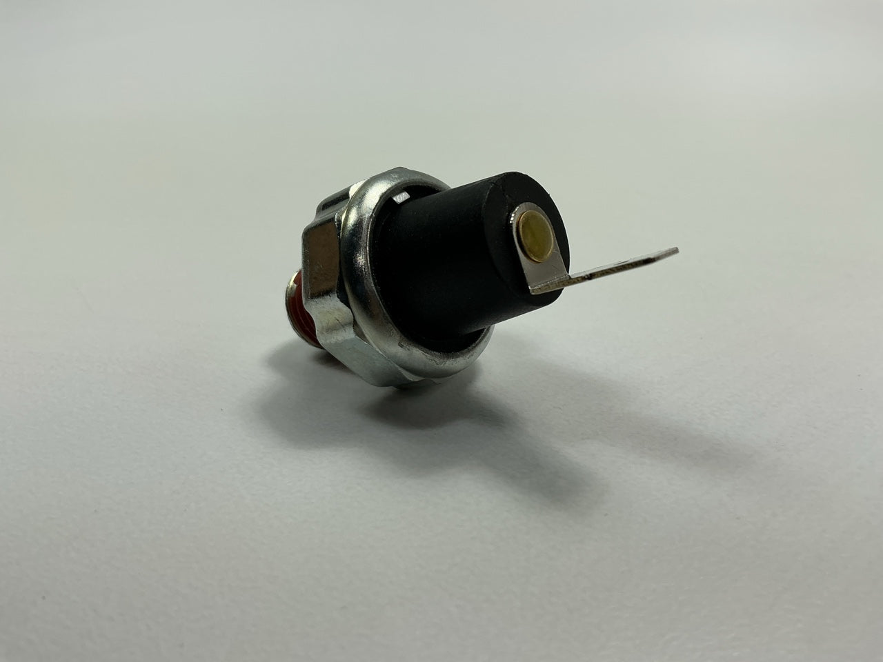 Automann 170-002415 Low Pressure Switch, 60PSI, Replaces Mack # 1MR2415