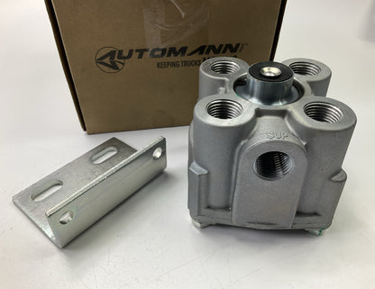 Automann 170.102626 R 12 Style Relay Valve, 1/2'' Vertical Delivery, 4 PSI Crack