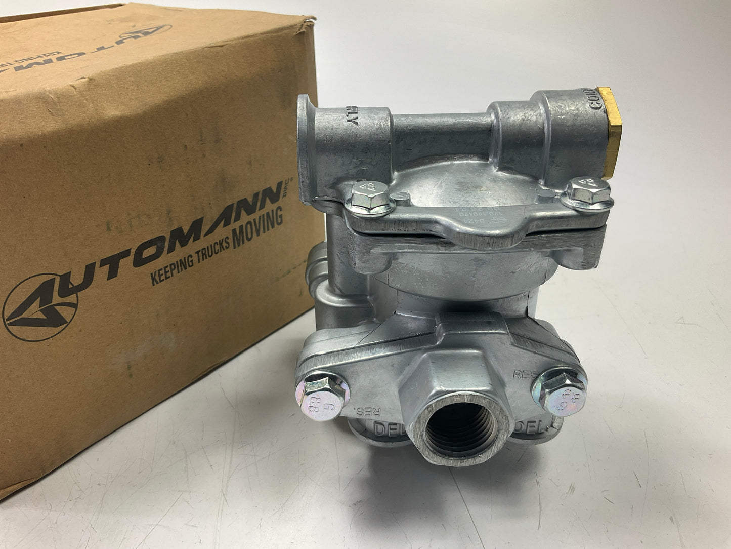 Automann 170.110170 Spring Brake Control Valve 1/2'' Replaces Dayton AV110171