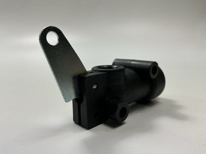 Automann 170.1630 Grover Style Horn Valve Replaces 682506R91 20QE29317 86RD17