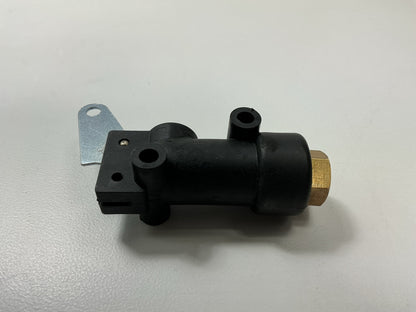 Automann 170.1630 Grover Style Horn Valve Replaces 682506R91 20QE29317 86RD17