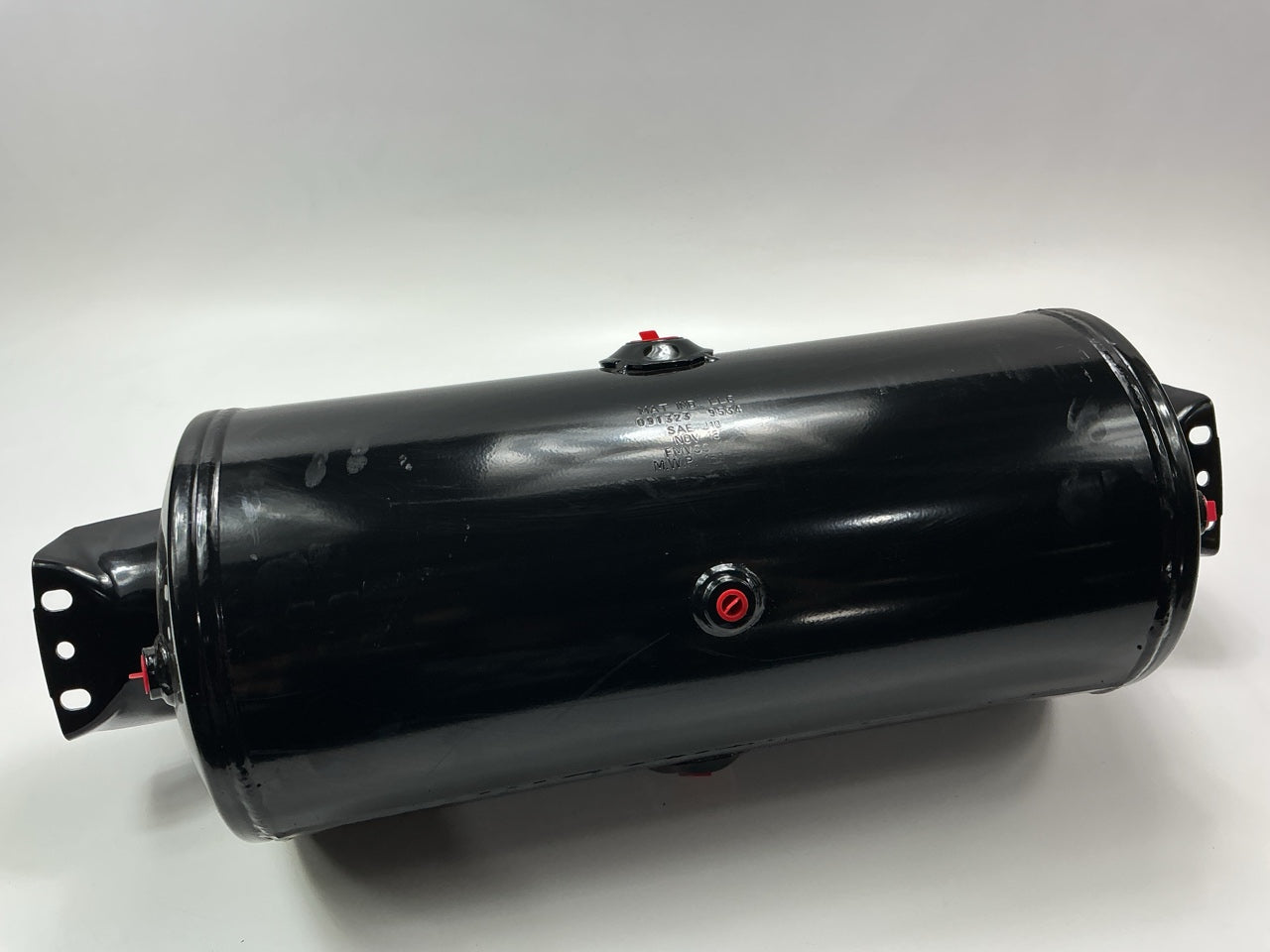 Automann 172.2003 Ears Up Wet Tank Air Brake Reservoir, 1488 Cubic Inch