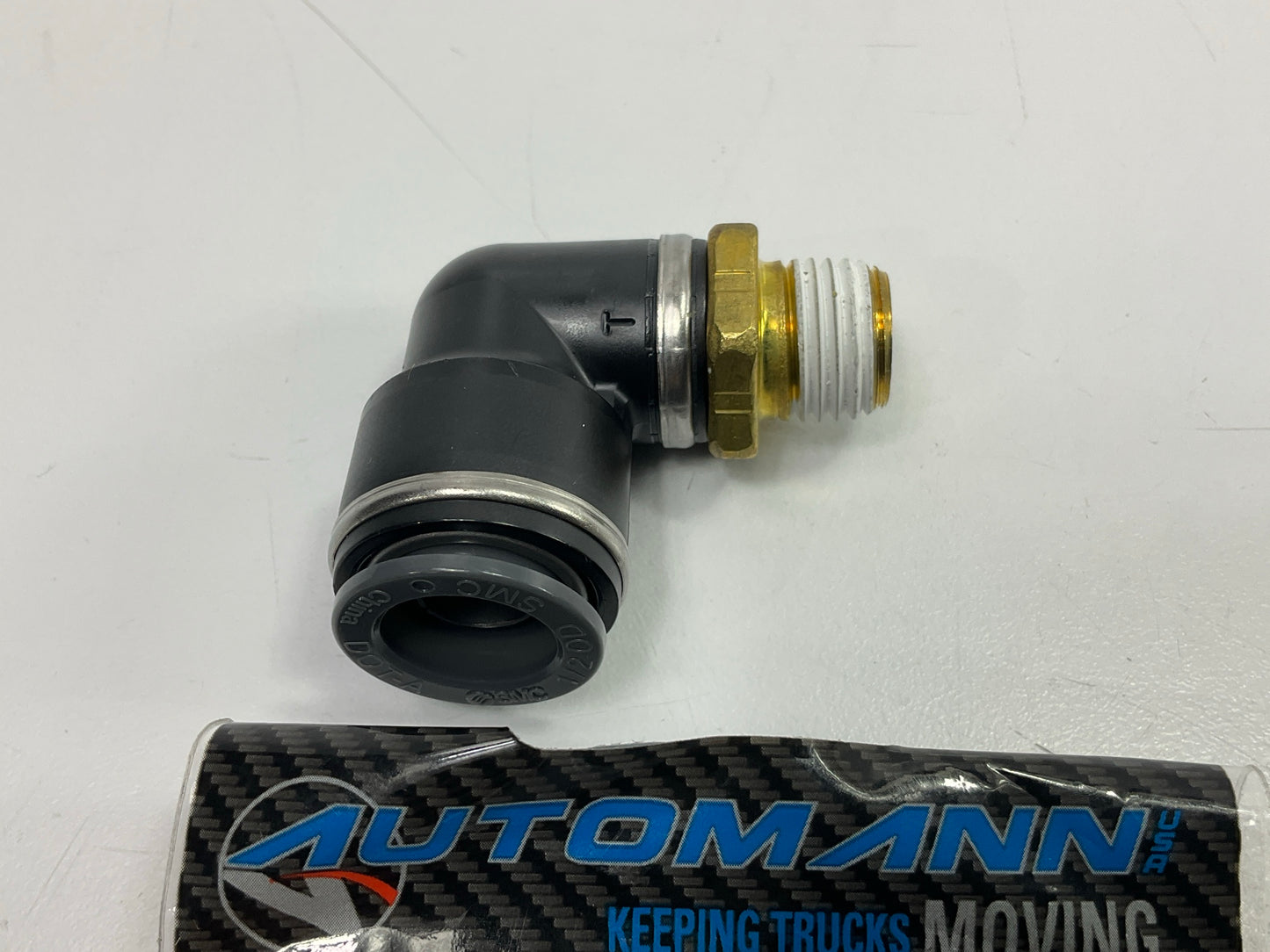 Automann 177.11698B Push-Lock Air Brake Fitting, 90° Male Swivel Elbow 1/2 X 1/4