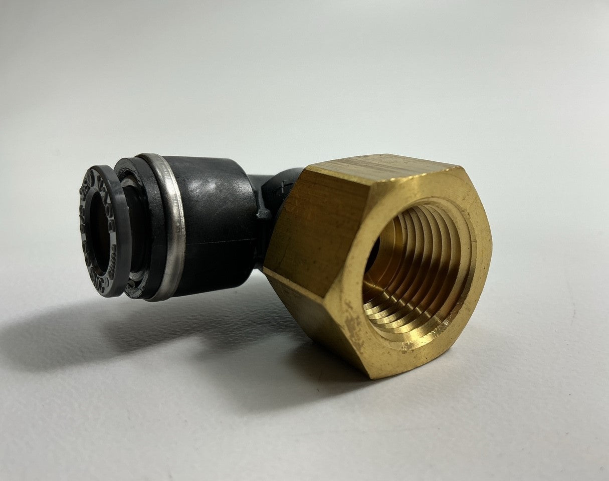Automann 177.11706C PLC Female Elbow 90 Degree, 3/8'' NPT X 3/8'' Tube