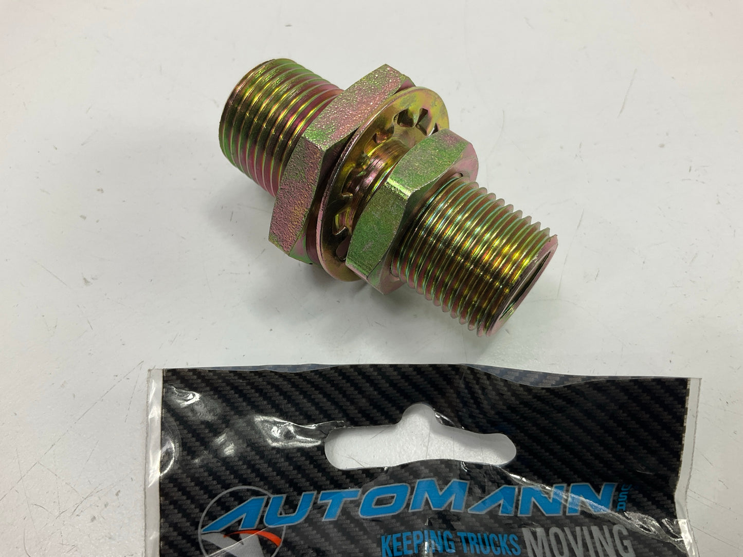 Automann 177.4005 1/2'' Male X 1/4'' Female Bulkhead Frame Fitting 2-5/32'' Long