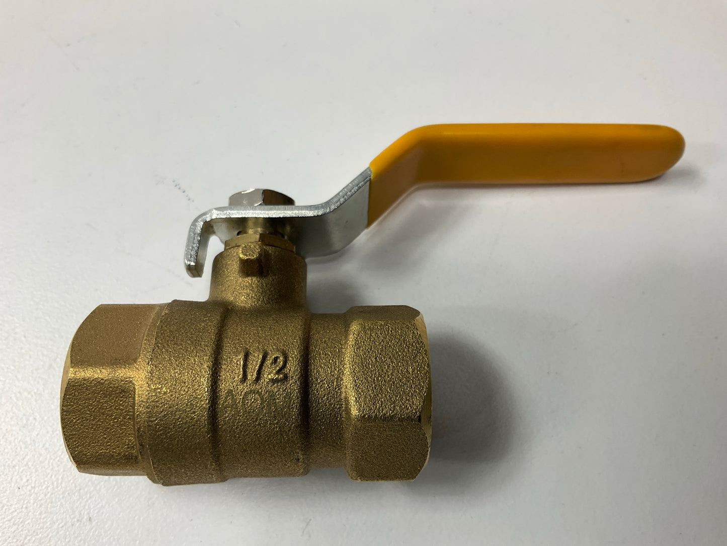Automann 177.4108 Ball Valve 1/2'' NPT Female Tee Handle