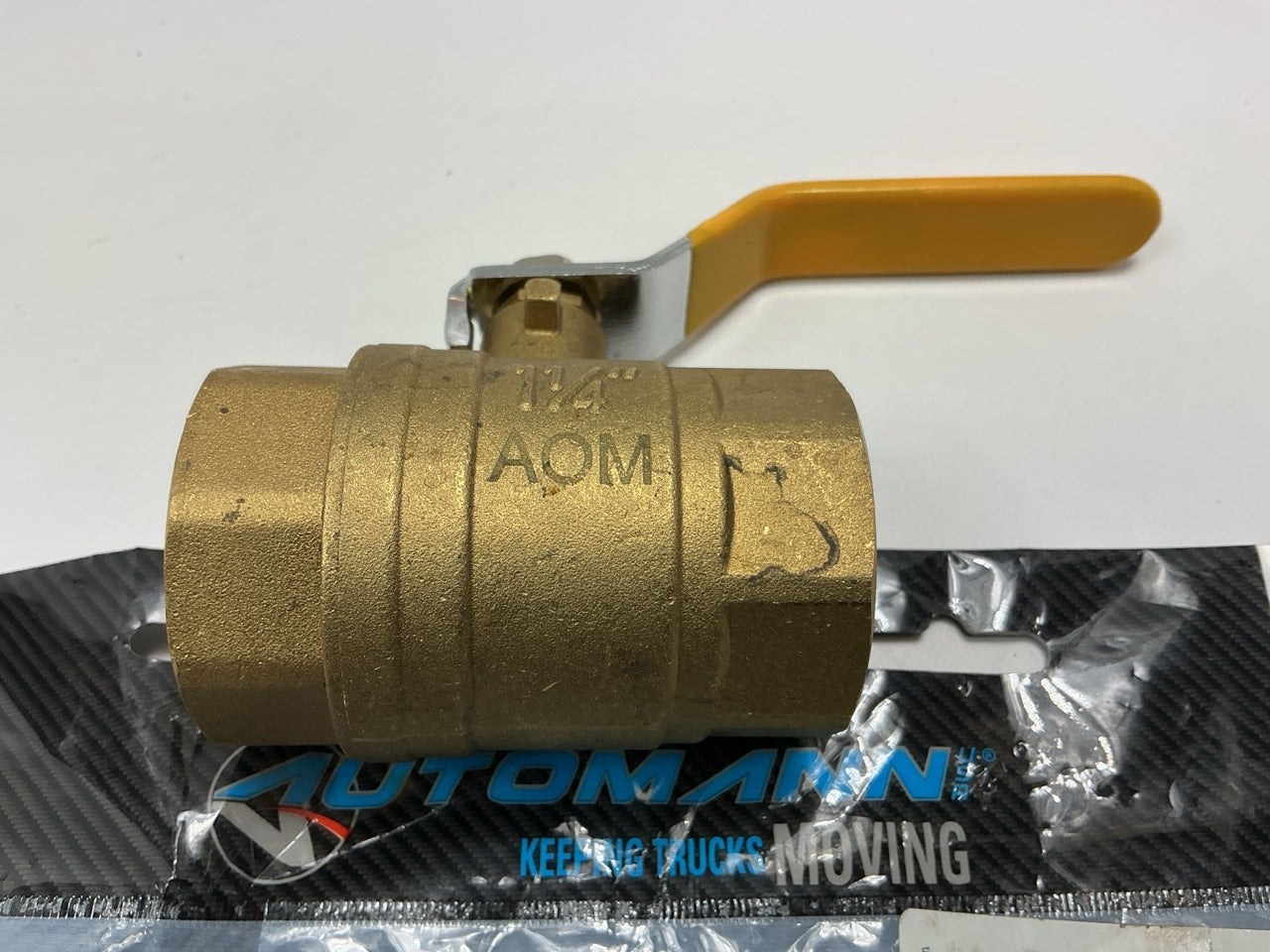 Automann 177.4120 Brass Ball Valve, 1-1/4'' NPT Female