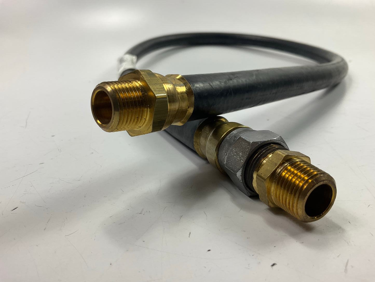 Automann 177.7246 Air Brake Hose Assembly, 3/8'' Swivel X 3/8'' Fixed X 46'' Long