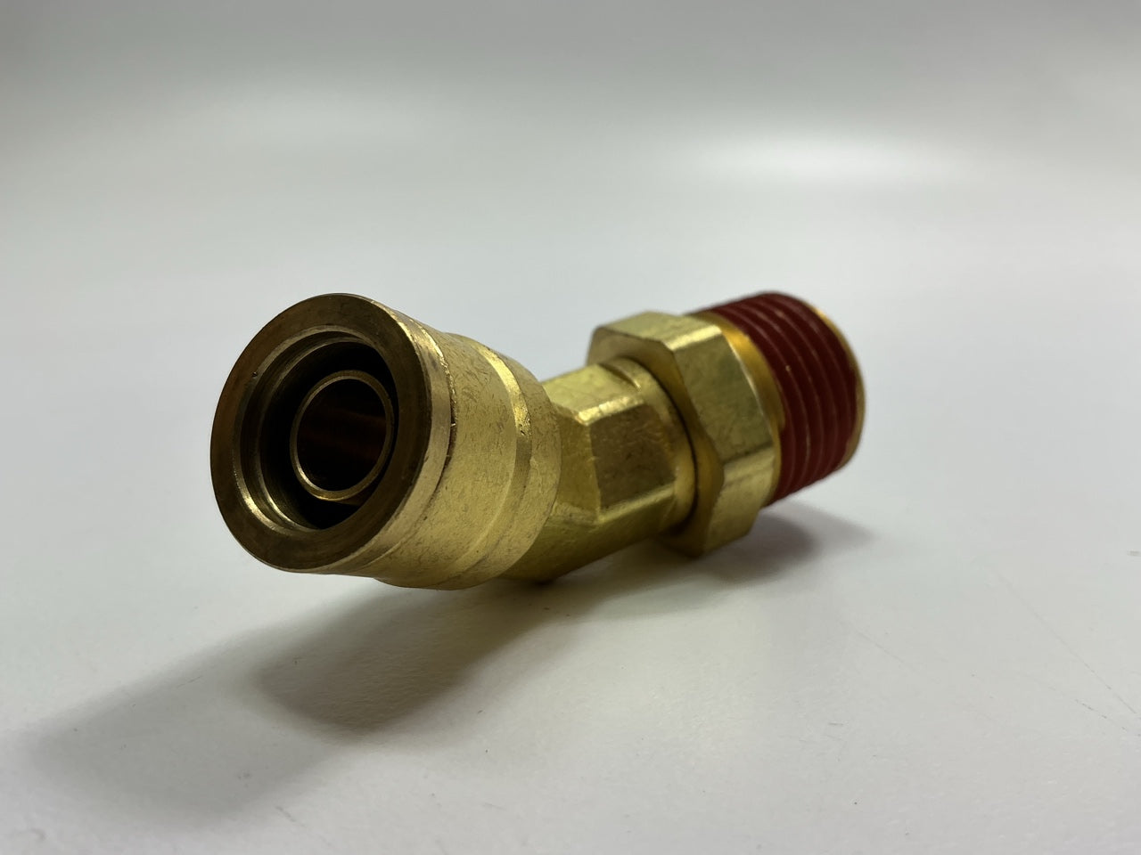 Automann 177.13B748D Brass DOT Swivel Push Connect 45° Elbow 1/2'' Tube X 1/2 MPT