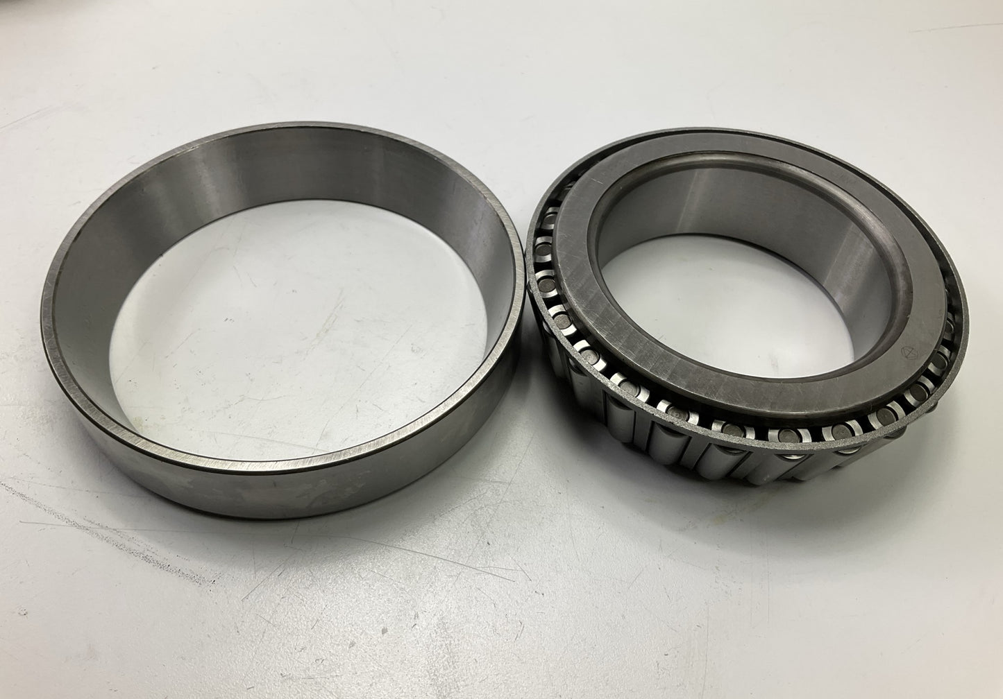 Automann 182.411 Wheel Bearing & Race Set