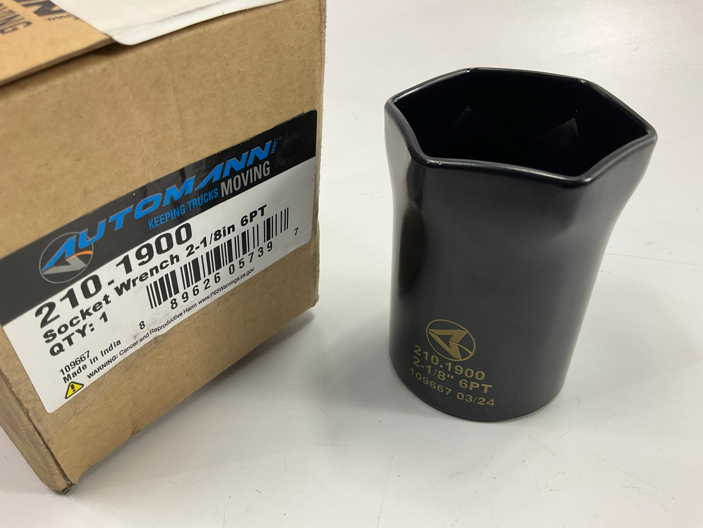 Automann 210-1900 6-Point Axle Nut Socket Wrench 2-1/8'', 1/2'' Drive
