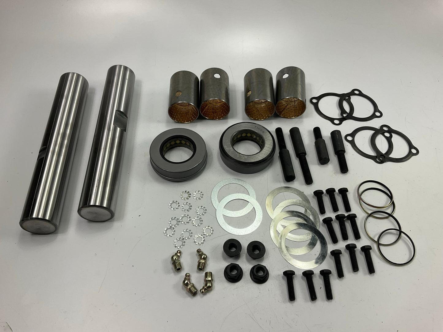 Automann 460.204B Steering King Pin Bolt Set