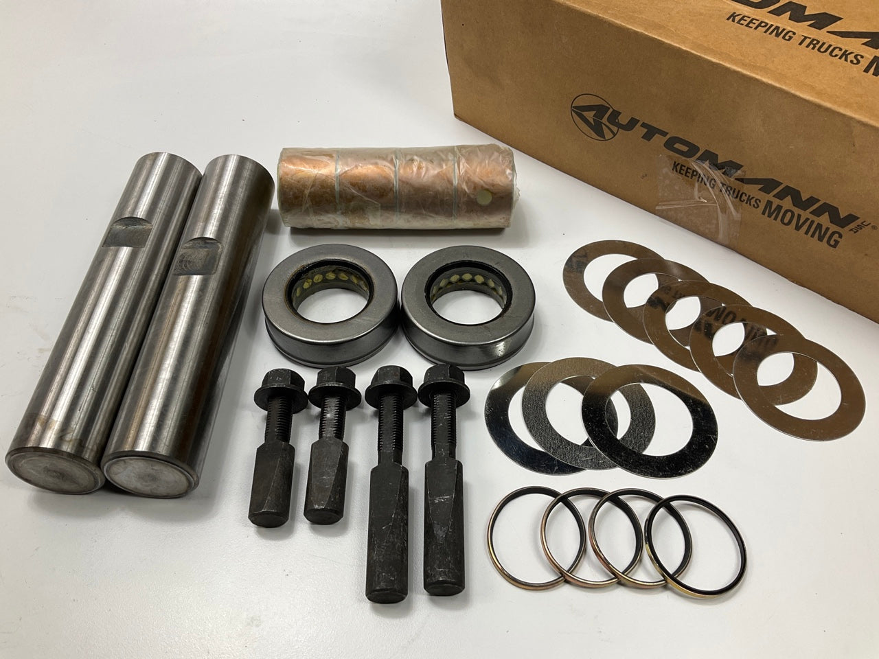 Automann 460.532C King Pin Bolt Set  Replaces 88936119, R201479, K70R