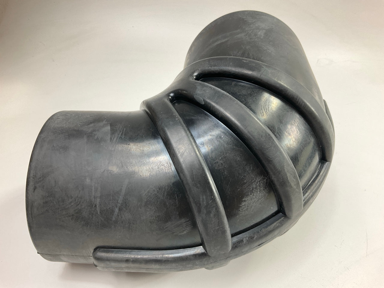 Automann 561.19400500 5'' To 4'' Reducing Air Intake Elbow Hose