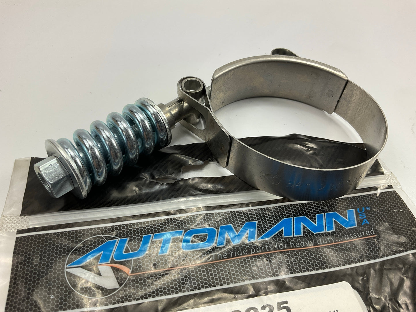 Automann 561.230225-B Heavy Duty T-Bolt Clamp, 2.25''-2.56'' (2-1/4'' To 2-9/16'')