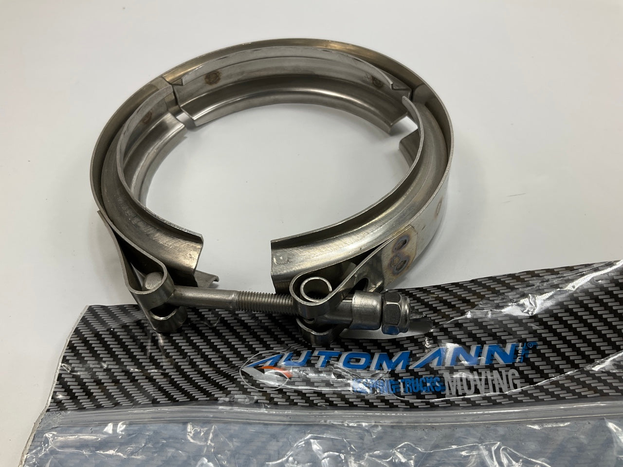 Automann 561.29481 Exhaust V-Band Clamp, 4.81'' Diameter For Volvo / Mack