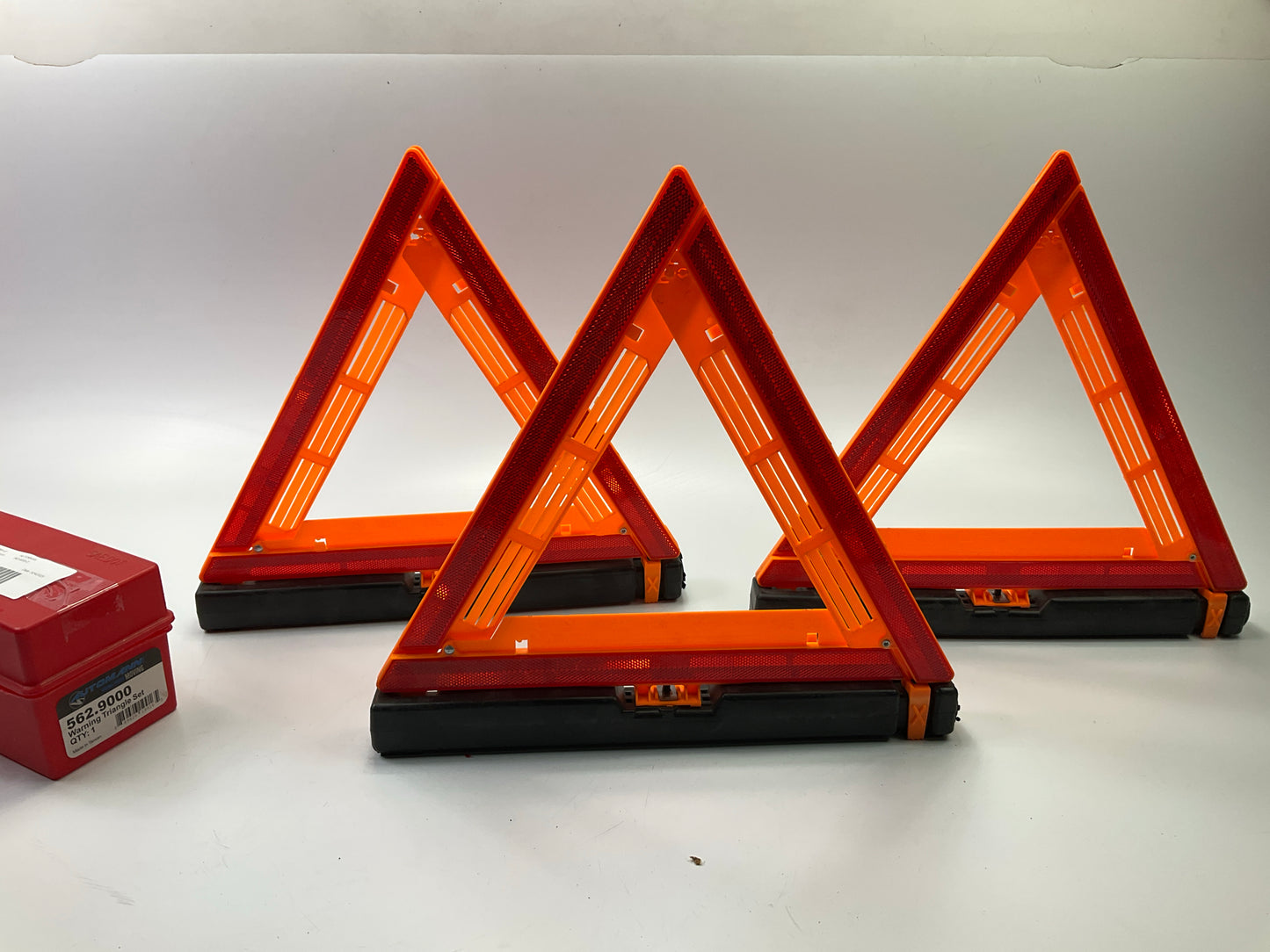 Automann 562.9000 Safety Emergency Triangle Three Piece Set - BROKEN CASE