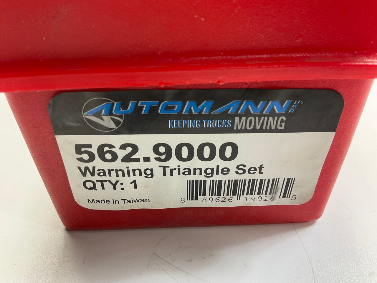 Automann 562.9000 Safety Emergency Triangle Three Piece Set With Case