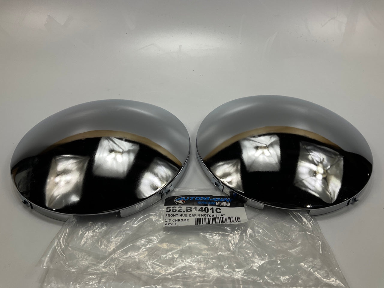 (2) Automann 562.B1401C 4 Notch Front Hub Cap, Chrome, 7/16'' Lip