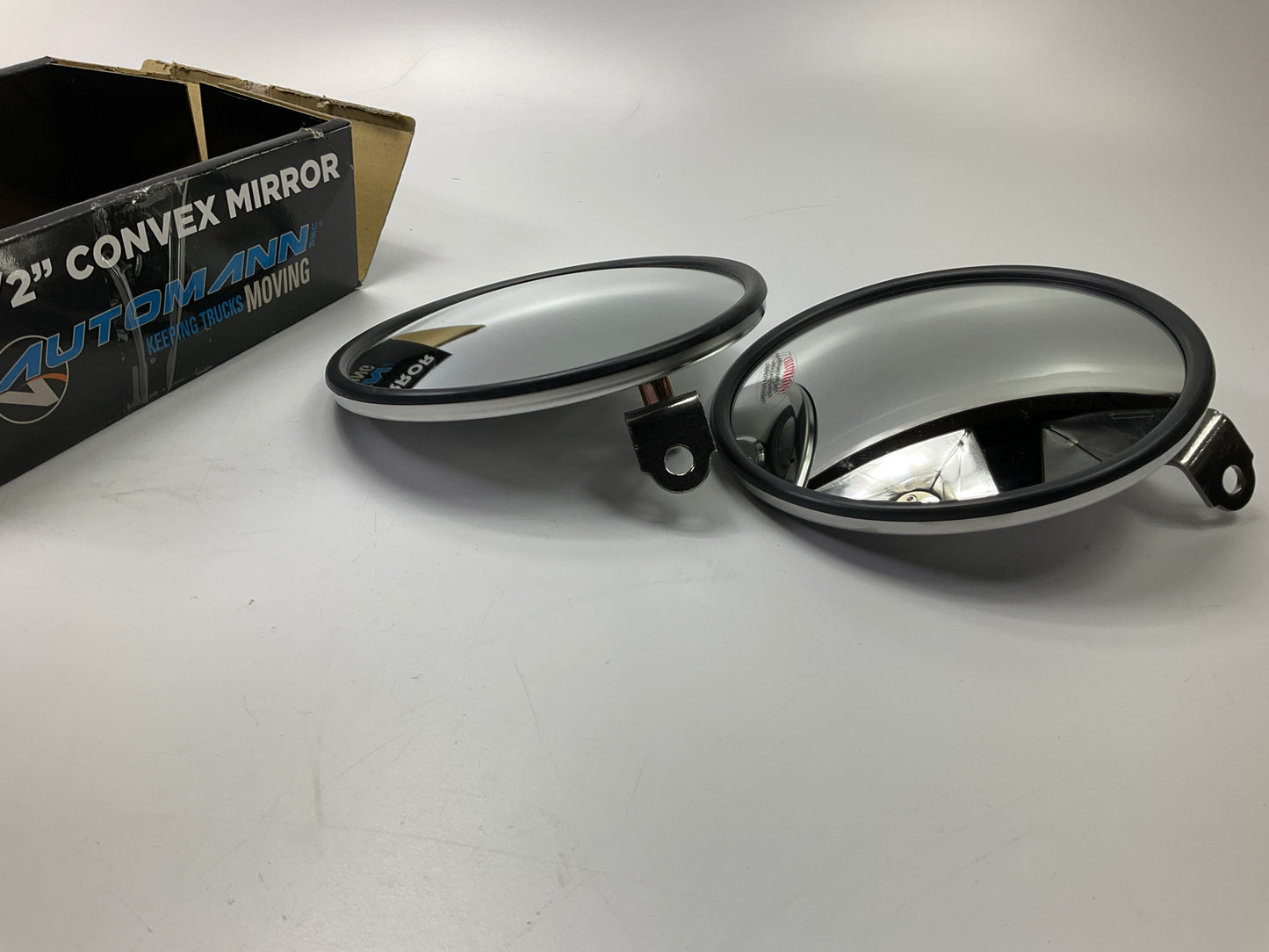 (2) Automann 563.9031 7.5in (7-1/2'') Convex Mirror With Offset Stud